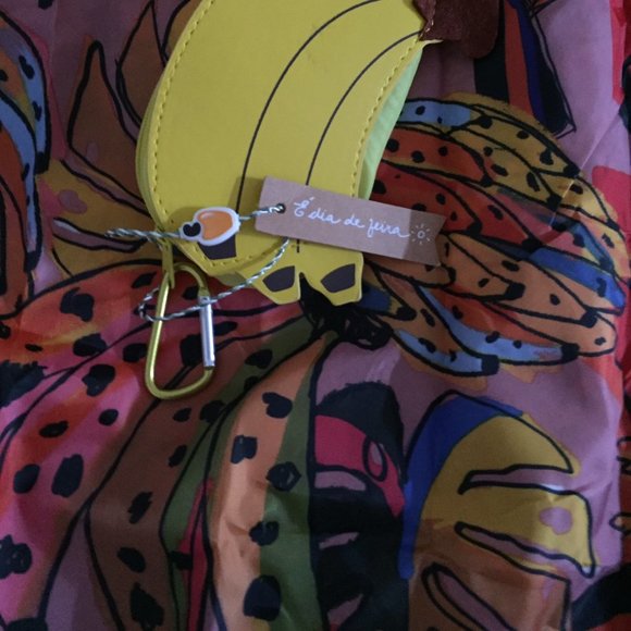 FARM Rio "Banana" Tote Bag NWT - Picture 2 of 4